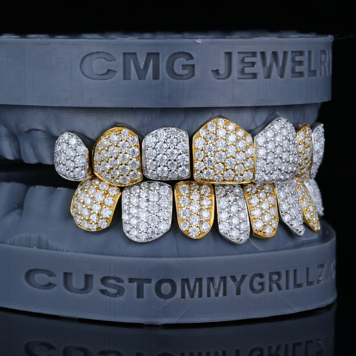 Iced Honeycomb Setting Two‑Tone Plating Grillz - Image 3