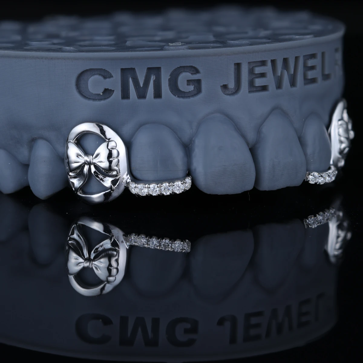 Heart Hollow Bowknot Iced Out Fangs Teeth Custom Grillz - Image 3